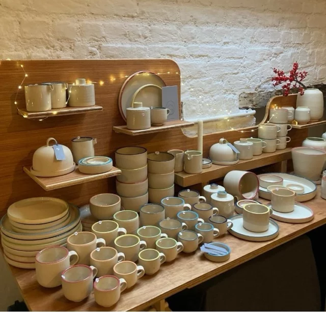 Lovely Christmas vibes @thefumbally market!! I’m here today & tomorrow drop in for a look & a chat 

#ceramics #clay #craft #handmade #irish #irishcraft #irishdesign #irishmade #maker #pottery #potter #tableware #wheelthrown #MadeLocal #MadeToLast #madeinmayo #contemporaryceramics #ceramicjug #milkjug #slowmaking #ceramicslovers #potterylover #smallbatchpottery #minimalceramics #simpledesign #ceramicdesign #stoneware