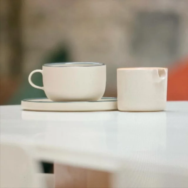 I’m absolutely delighted to have some of my pieces featured on #thegreathouserevival! @fibrug and @patrickdunnearchitects have done a phenomenal job. The details are just incredible! 

#thegreathouserevival #irisharchitects #ireland #loughkey #rteone #ceramics #clay #craft #handmade #irish #irishcraft #irishdesign #irishmade #maker #pottery #potter #tableware #MadeLocal #MadeToLast #madeinmayo #contemporaryceramics #ceramiccup #milkjug #ceramicslovers #potterylover #smallbatchpottery #minimalceramics #simpledesign #ceramicdesign
